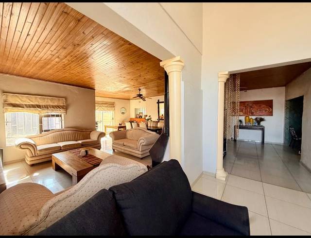 3 BEDROOM HOUSE FOR SALE IN VANDERBIJLPARK CE 1